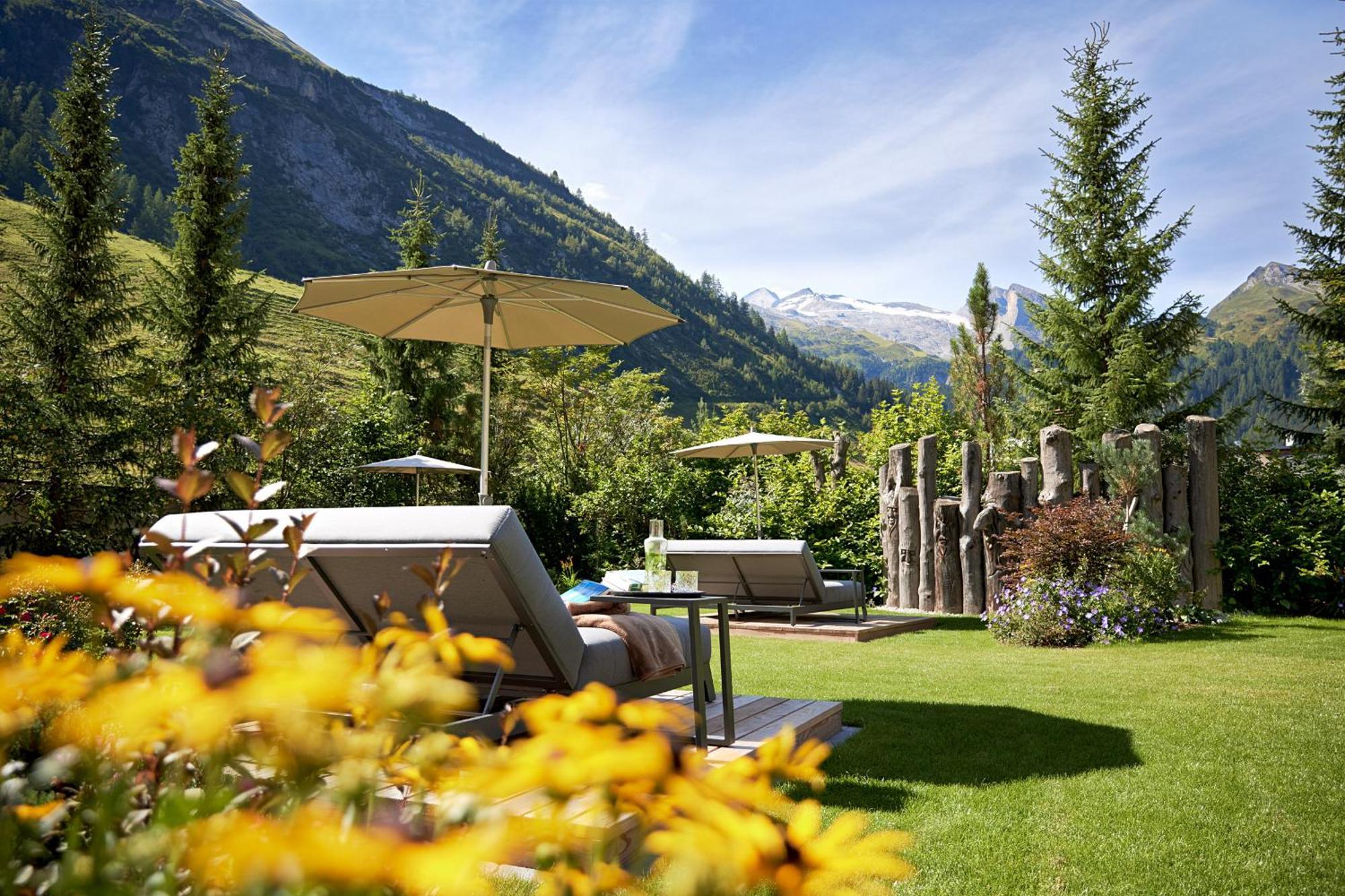 Hotel Alpenhof Tux Exterior photo